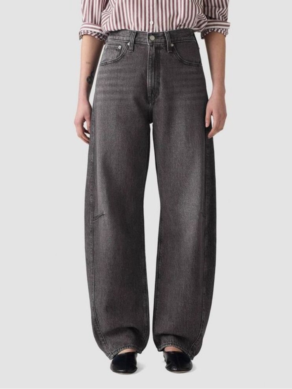 Levi’s Cinch Barrel— Washed Black